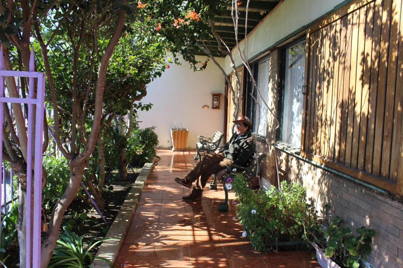 Hostal El Conquistador Los Vilos Exterior photo